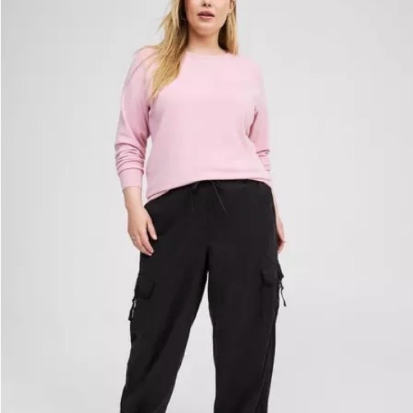 torrid Sweaters - NWT Torrid Soft Pink Crew Neck Sweater